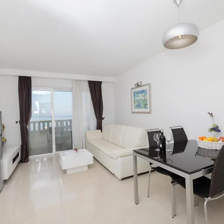 Luxury 3m Apartament *